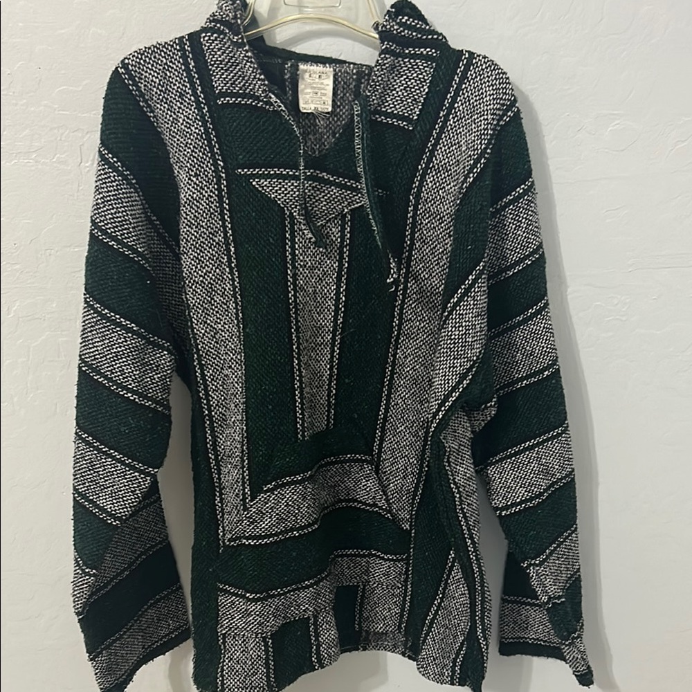 Green and White Baja Hoodie w Pockets